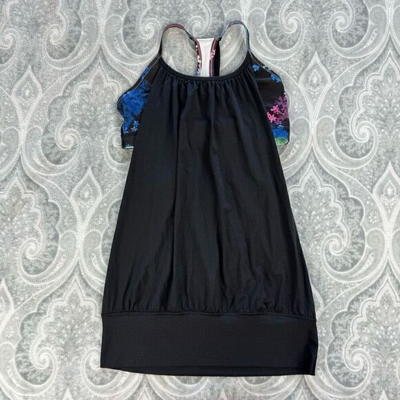 Womens Lululemon No Limits Tank - Picture 3 of 6